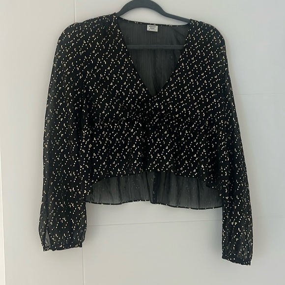 Sunday Best Blouse - Picture 1 of 4